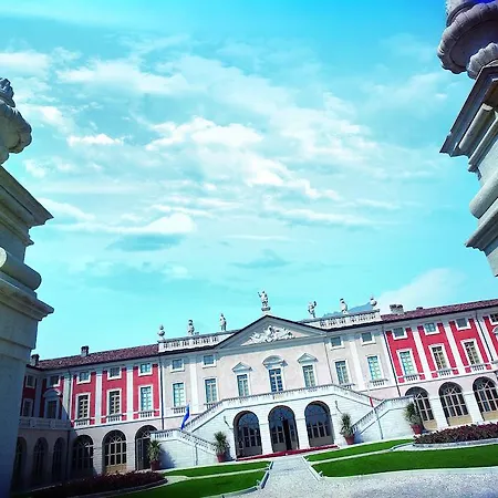 Fenaroli Palace Hotel 4*
