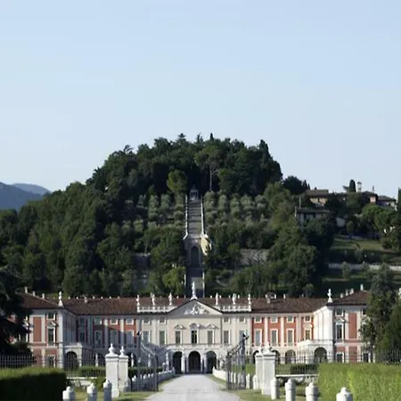 Fenaroli Palace Hotel 4*