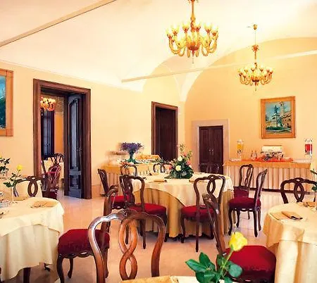 Fenaroli Palace 4* רצאטו