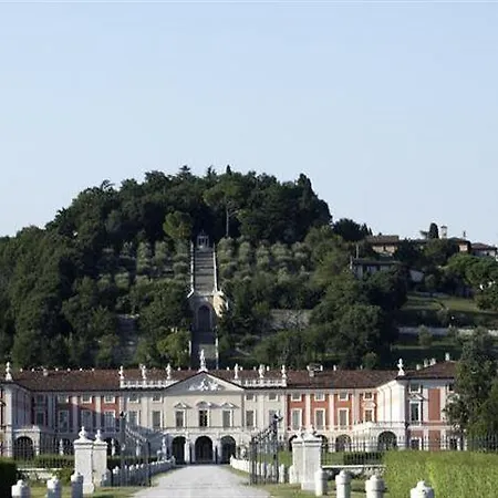 Fenaroli Palace 4*