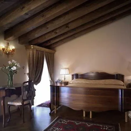 Fenaroli Palace 4* רצאטו