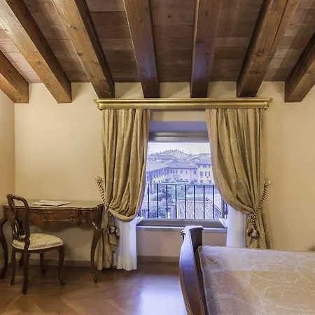 Fenaroli Palace 4* רצאטו
